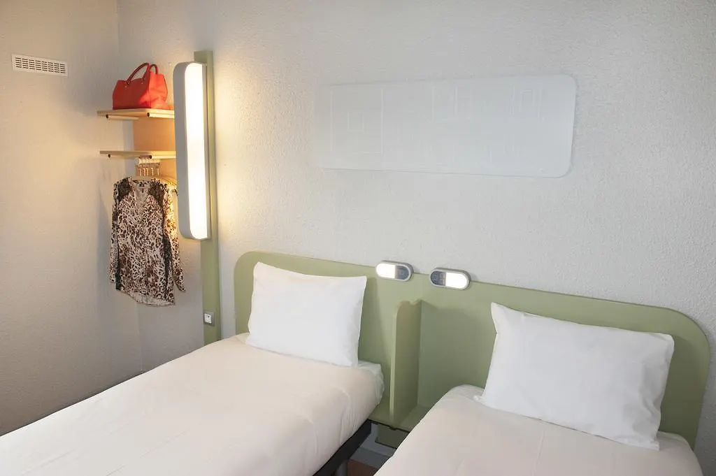 Hotel ibis budget Goussainville Charles de Gaulle