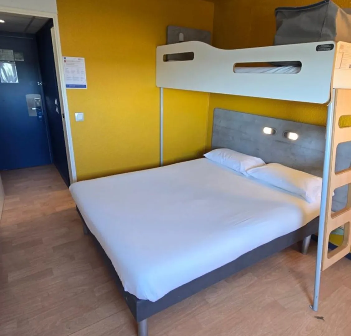 ibis budget Goussainville Charles de Gaulle France