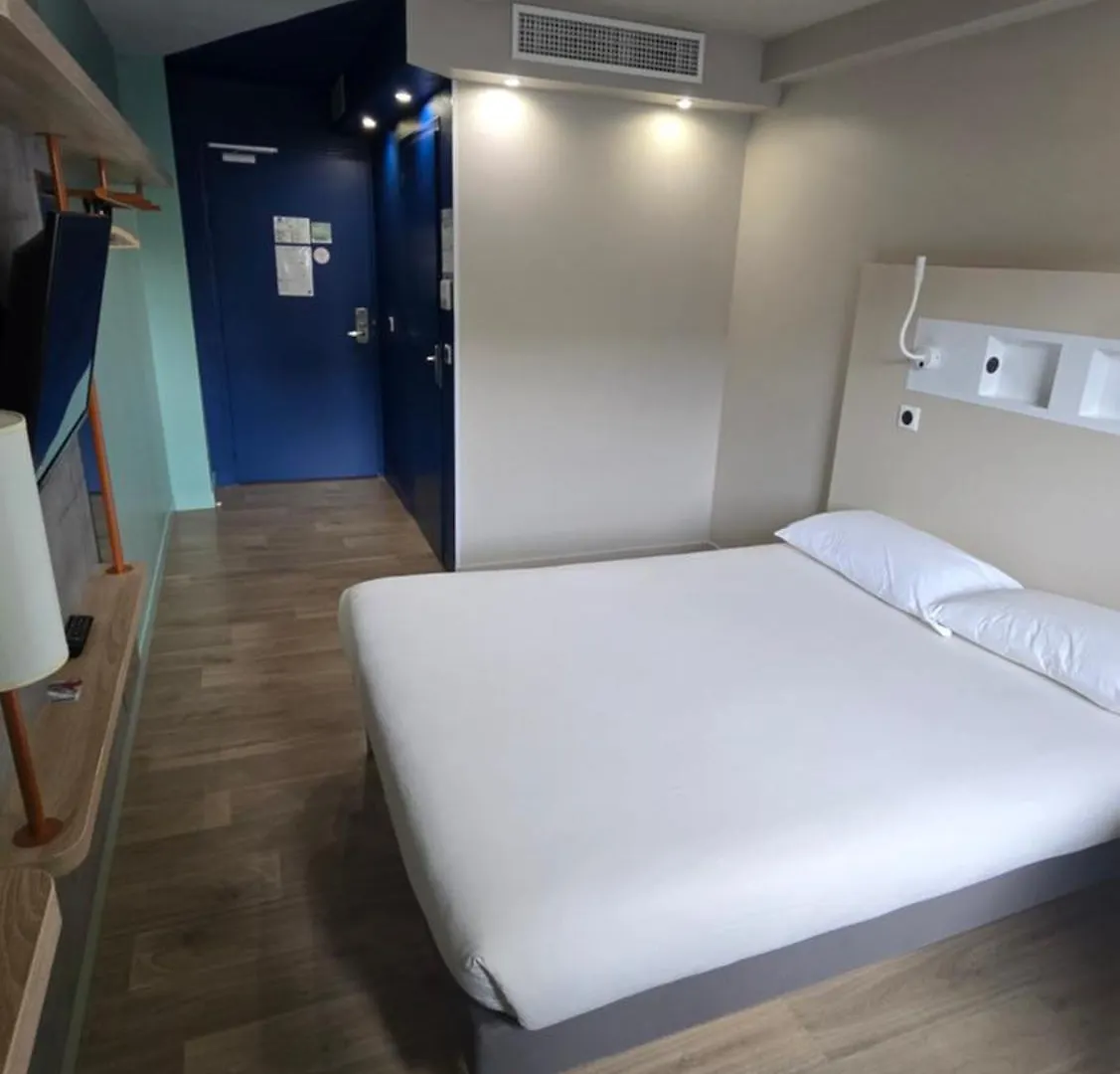 Hotel Ibis Budget Goussainville Charles De Gaulle